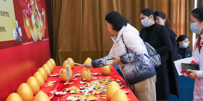 03_750x350.jpg